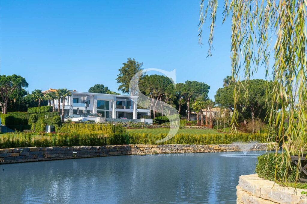 Villa-for-sale-in-Quinta do lago 5 bedroom villa the lakehouse